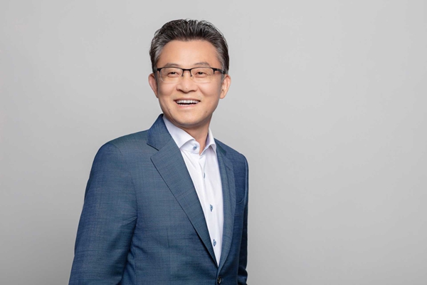 西门子全球执行副总裁、西门子中国董事长、总裁兼首席执行官肖松博士。受访者供图