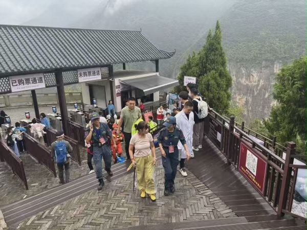 多方联动，暖心守护。奉节县委宣传部供图