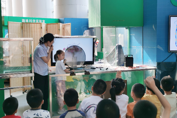 活動現場圖。重慶科技館供圖
