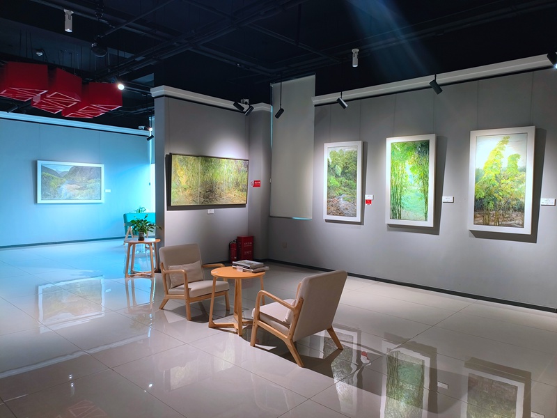 凝色藏风——金科绘画作品展在渝开幕 学术研讨会深度研讨乡土心象绘画